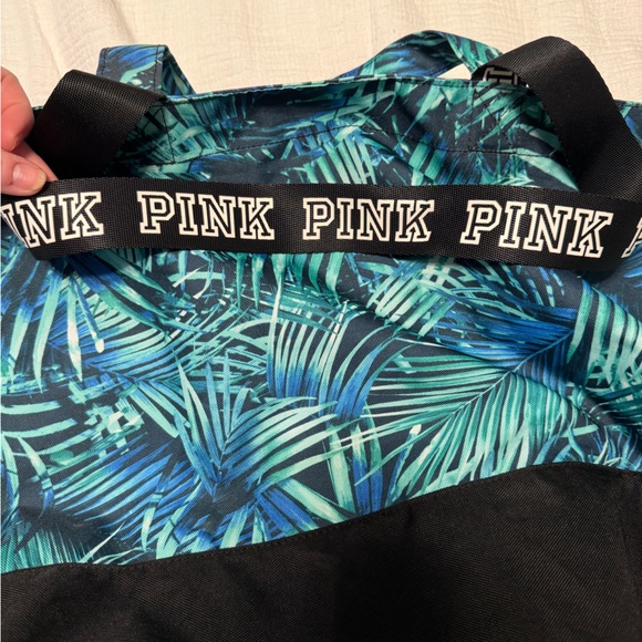 PINK Victoria's Secret Tropical Print Tote Bag - Picture 4 of 4